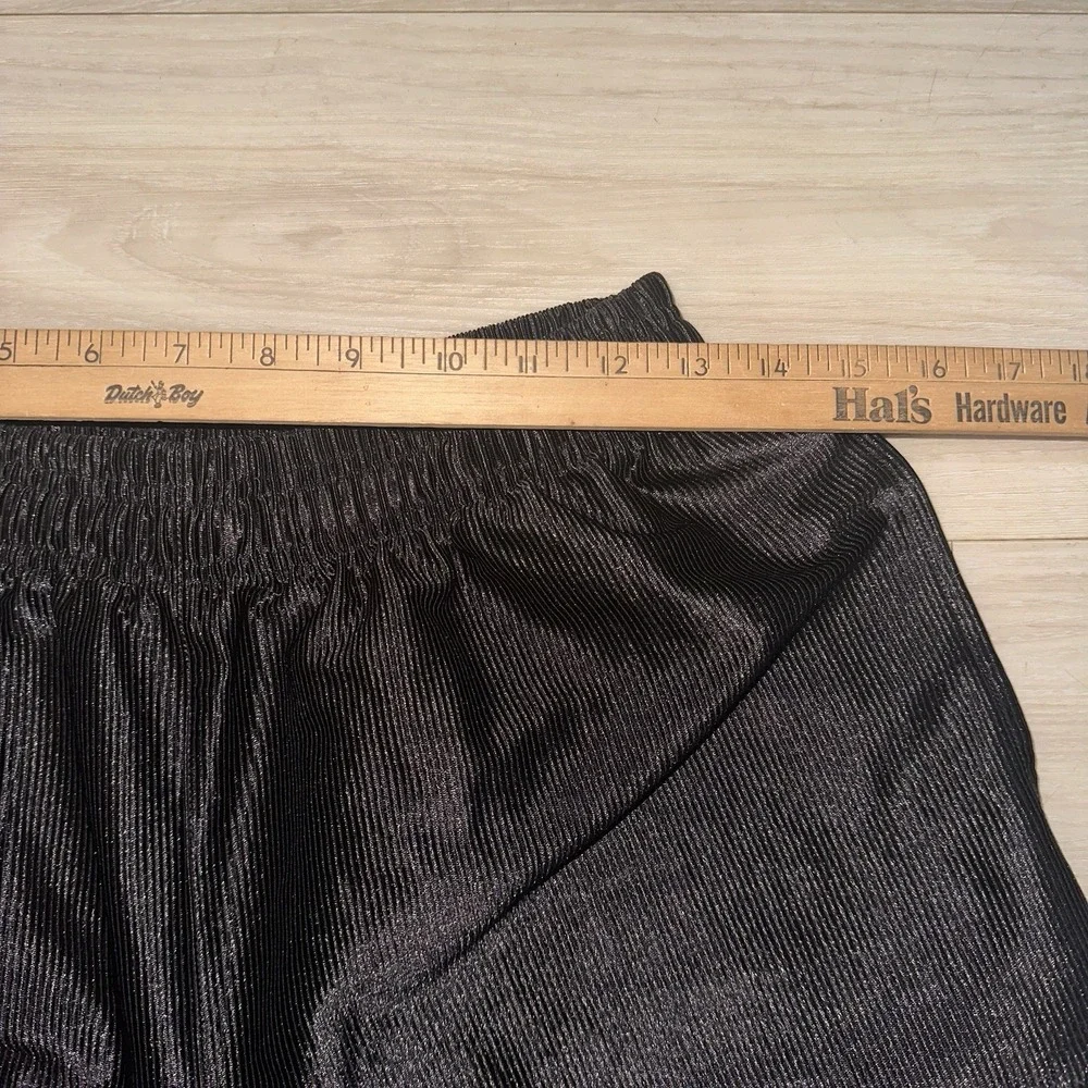 Vintage Nike‎ Basketball Shorts Mens L Black Satin Classic Retro Y2K 90s Baggy